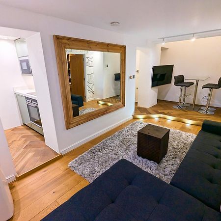 Modern 1 Bedroom Apartment in Kensington London Exterior foto